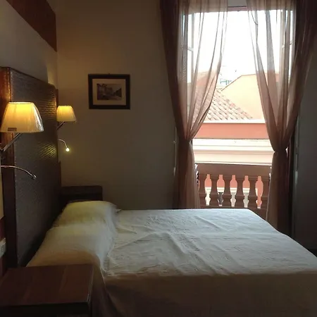 Konukevi Al Bastione Di 2*